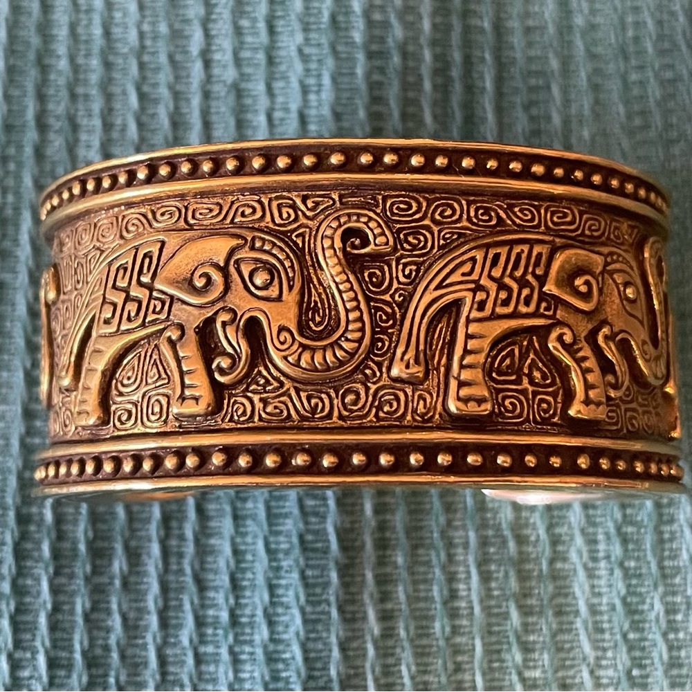 Vintage Metropolitan Museum of Art Hindu India Elephant Cuff Bracelet